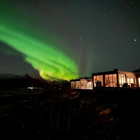 Lofoten Arctic Pearl * Lyngværet
