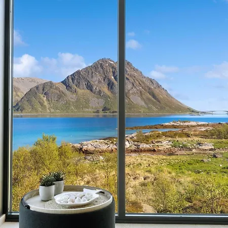 Lofoten Arctic Pearl Lyngværet