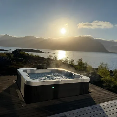 펜션 Lyngvaer Arctic Pearl - Jacuzzi & Sauna - No 17 Kleppstad