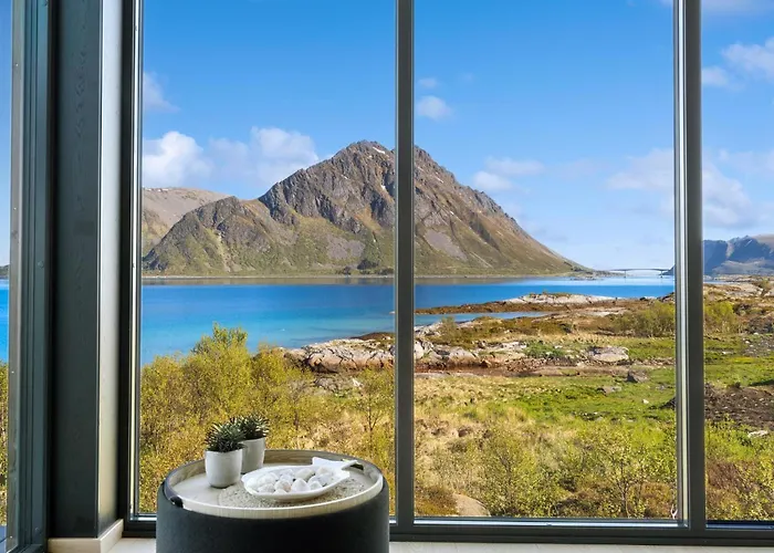 Lofoten Arctic Pearl Lyngværet